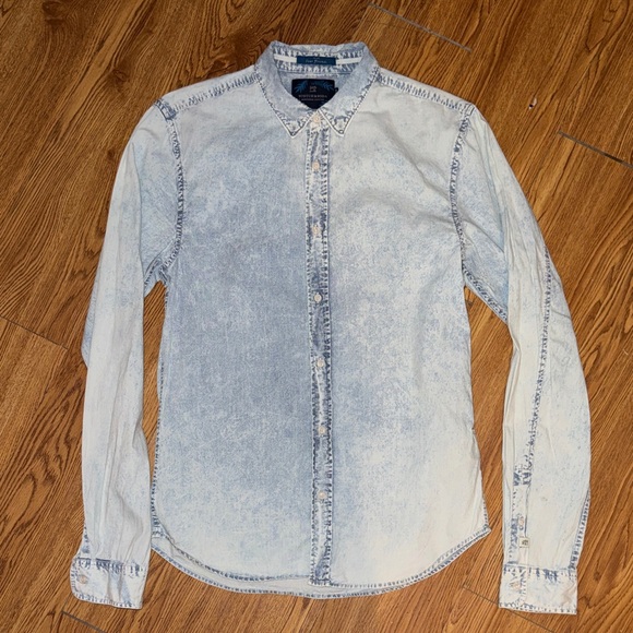 Scotch & Soda Men's Faded Blue Button Down Shirt Chambray - Picture 5 of 7